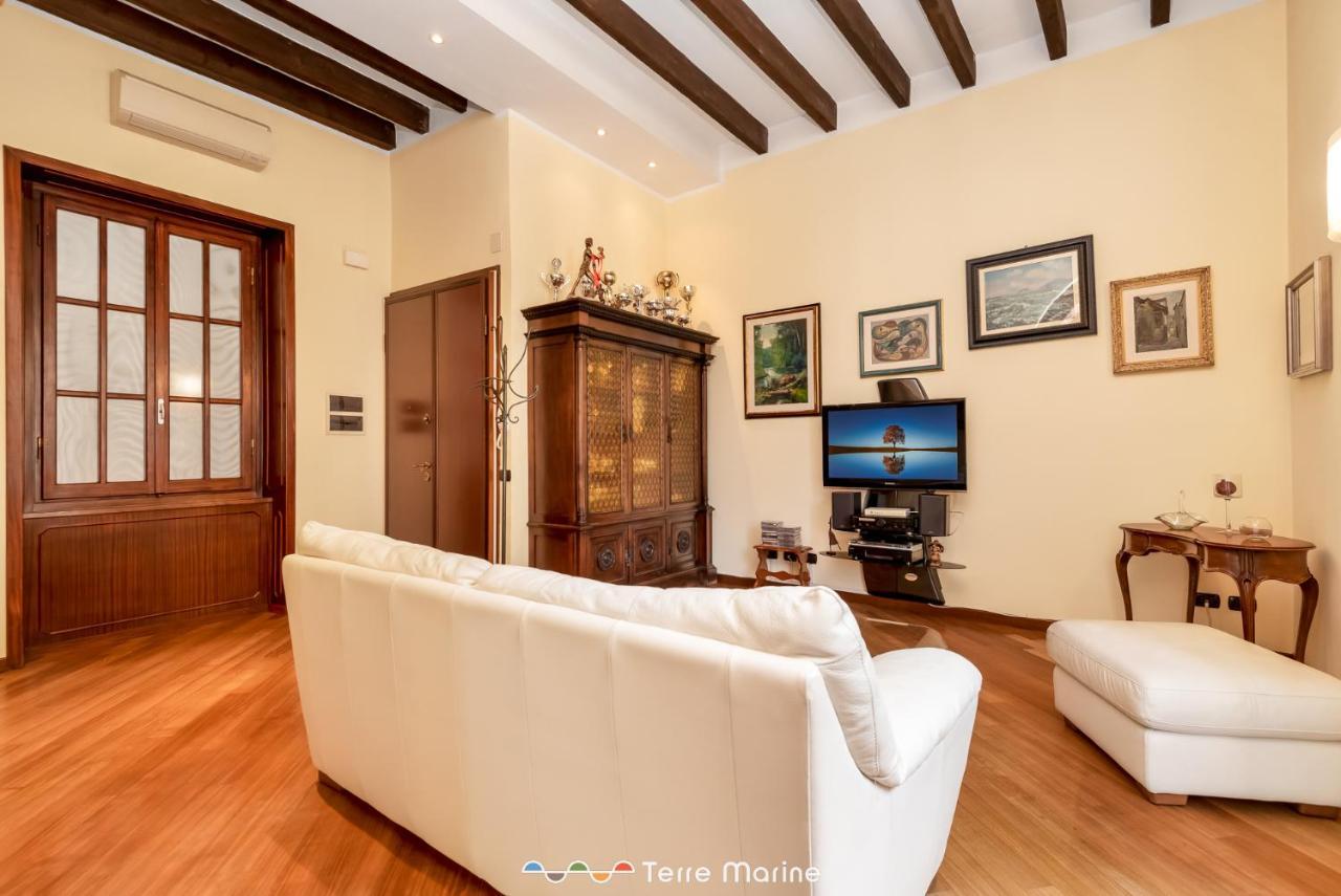 Gallery 22, Terremarine Apartamento La Spezia Exterior foto